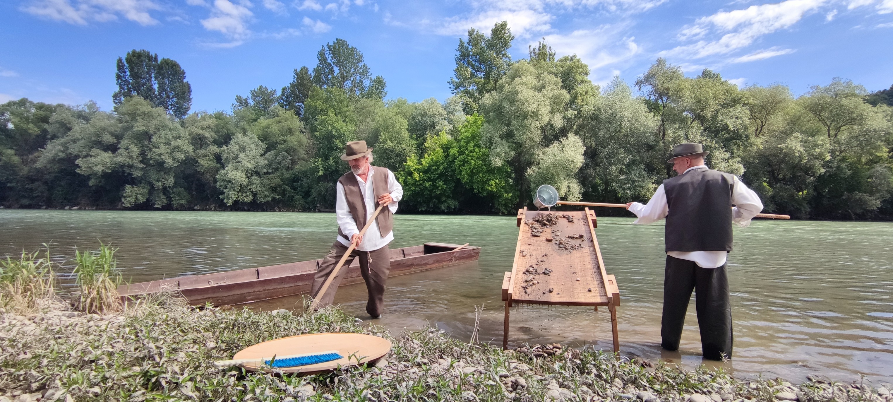 Izpiranje zlata KarmenRazlag